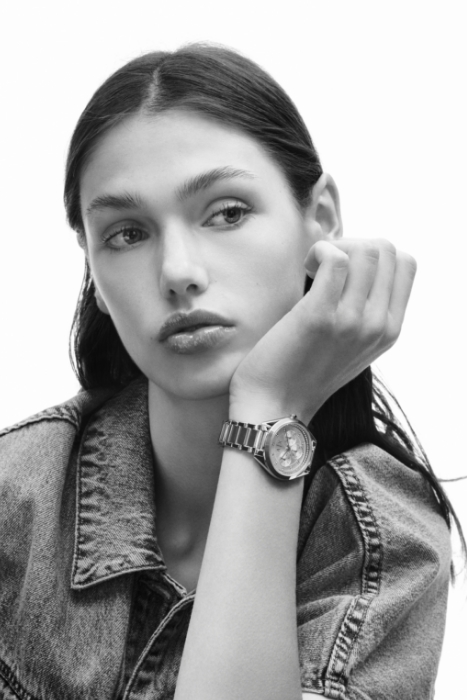 Female model with watch.